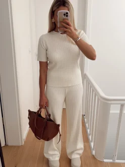 Hello Moon Shop Ensemble BOMBI New