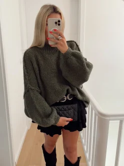 Hello Moon Shop Pull BRED Online