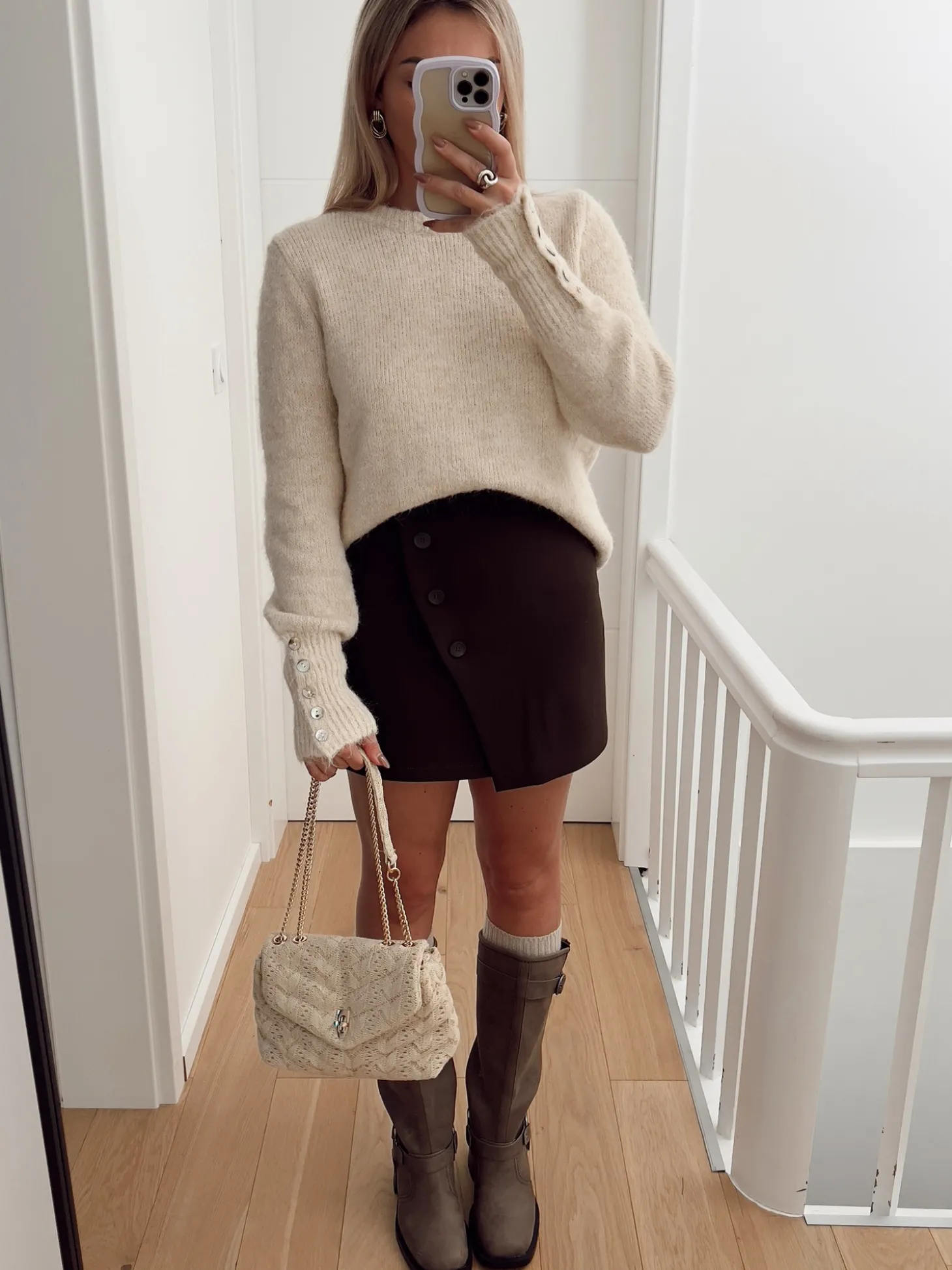Hello Moon Shop Pull HERITAGE Online