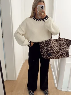 Hello Moon Shop Pull TOM Fashion
