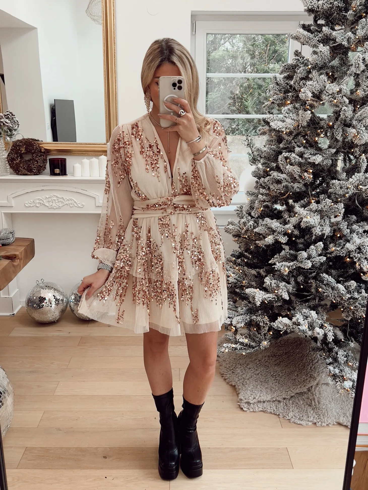 Hello Moon Shop Robe PARTY Outlet