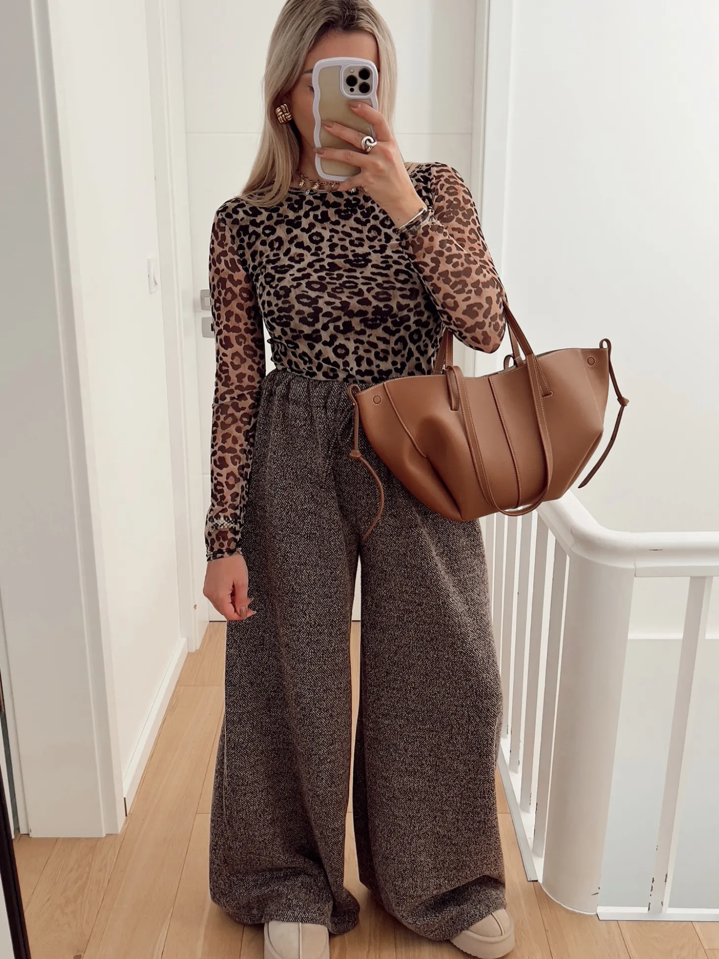 Hello Moon Shop Top RIVAGE Shop