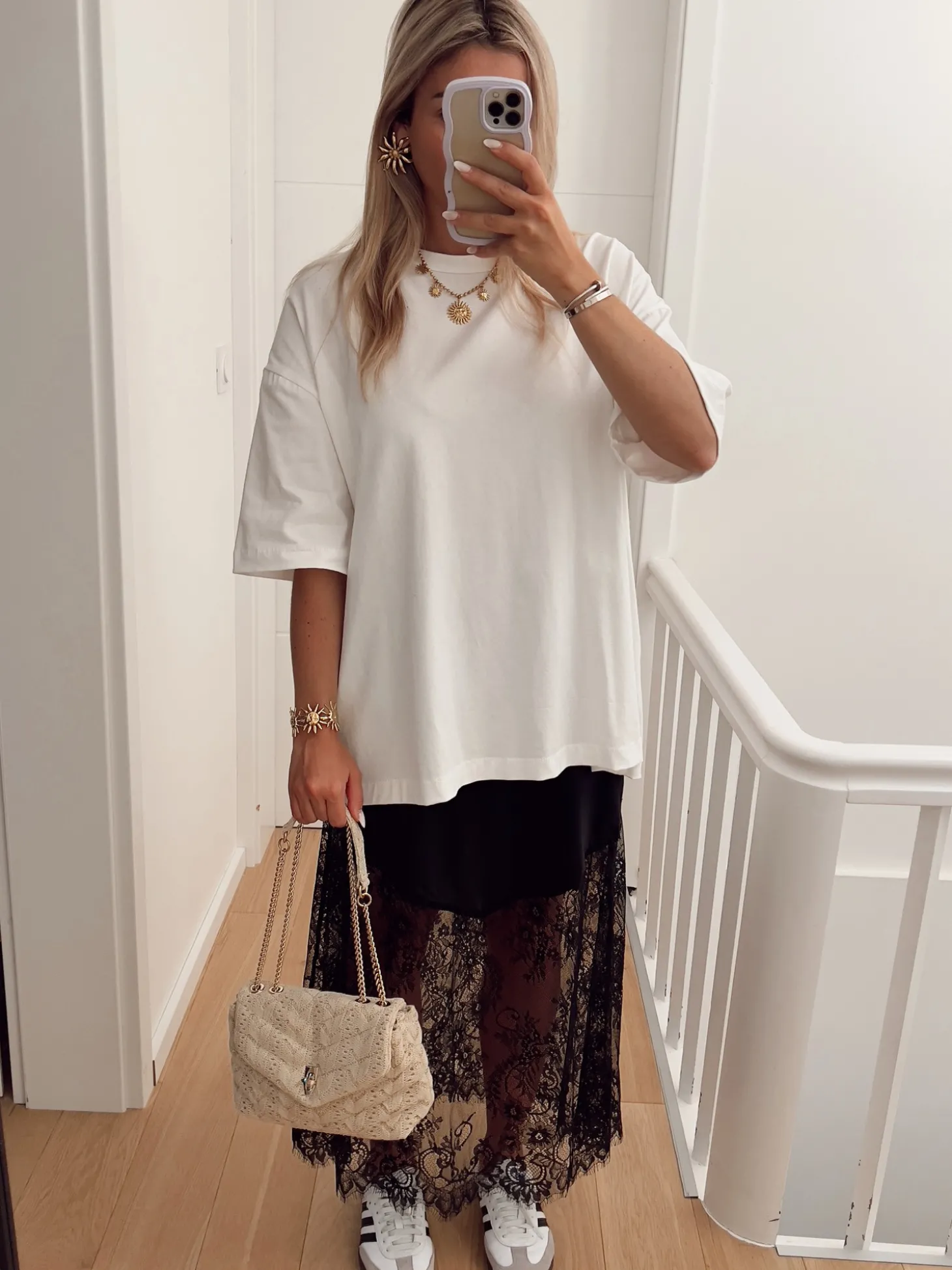 Hello Moon Shop T-shirt LAVOIE Cheap